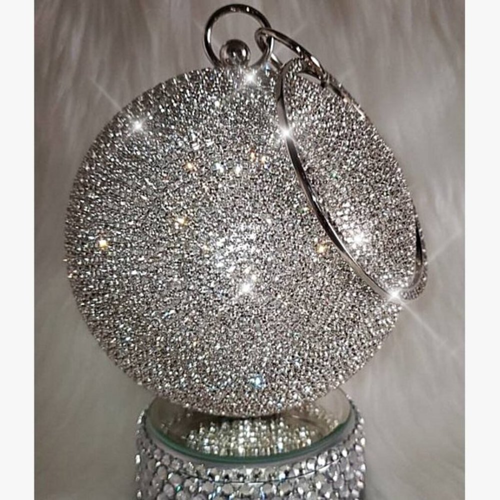 NWT Sparkling Bling Swarovski Crystal Rhinestone Round Ball Purse: Silve…